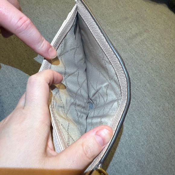 Michael Kors Women's Blush Pink Wallet and Purse - Picture 8 of 16